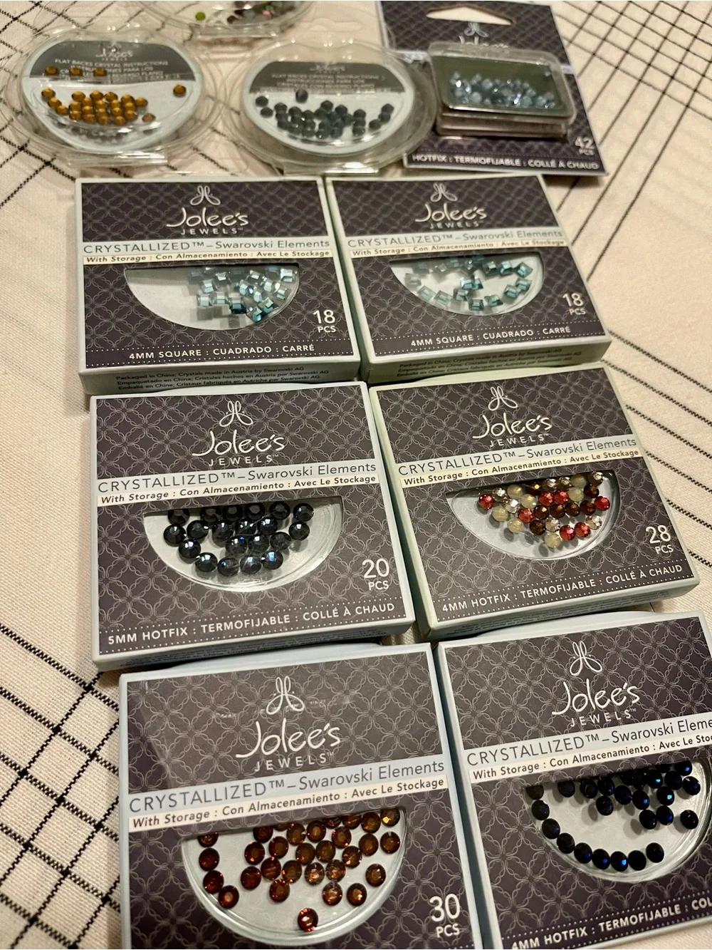 HOT FIX SWAROVSKI CRYSTALS AND TOOLS BUNDLE  MIXED COLORS NEW/SEALED